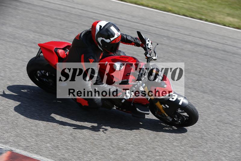 Archiv-2025/26 11.06.2025 Peter Studer have fun ADR/Gruppe blau/91